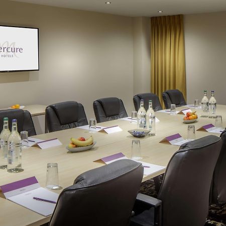 Mercure Hatfield Oak Hotel Esterno foto