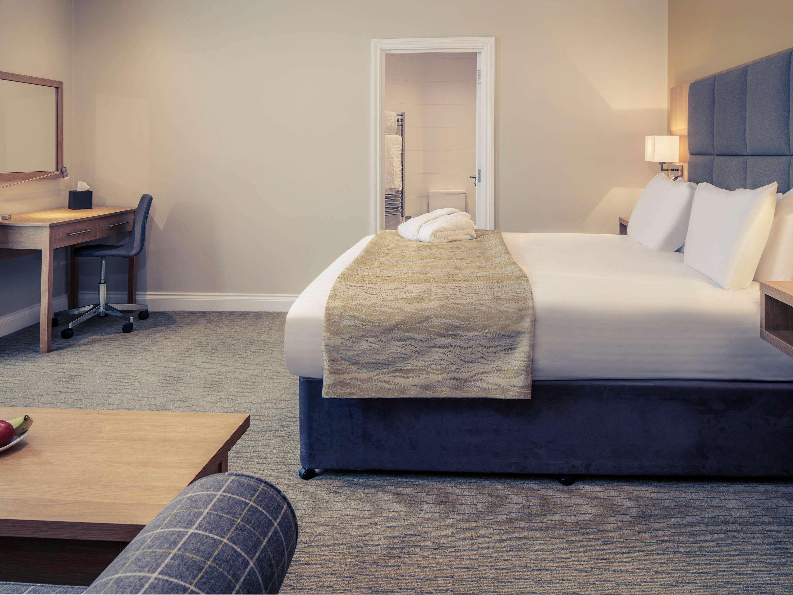 Mercure Hatfield Oak Hotel Esterno foto