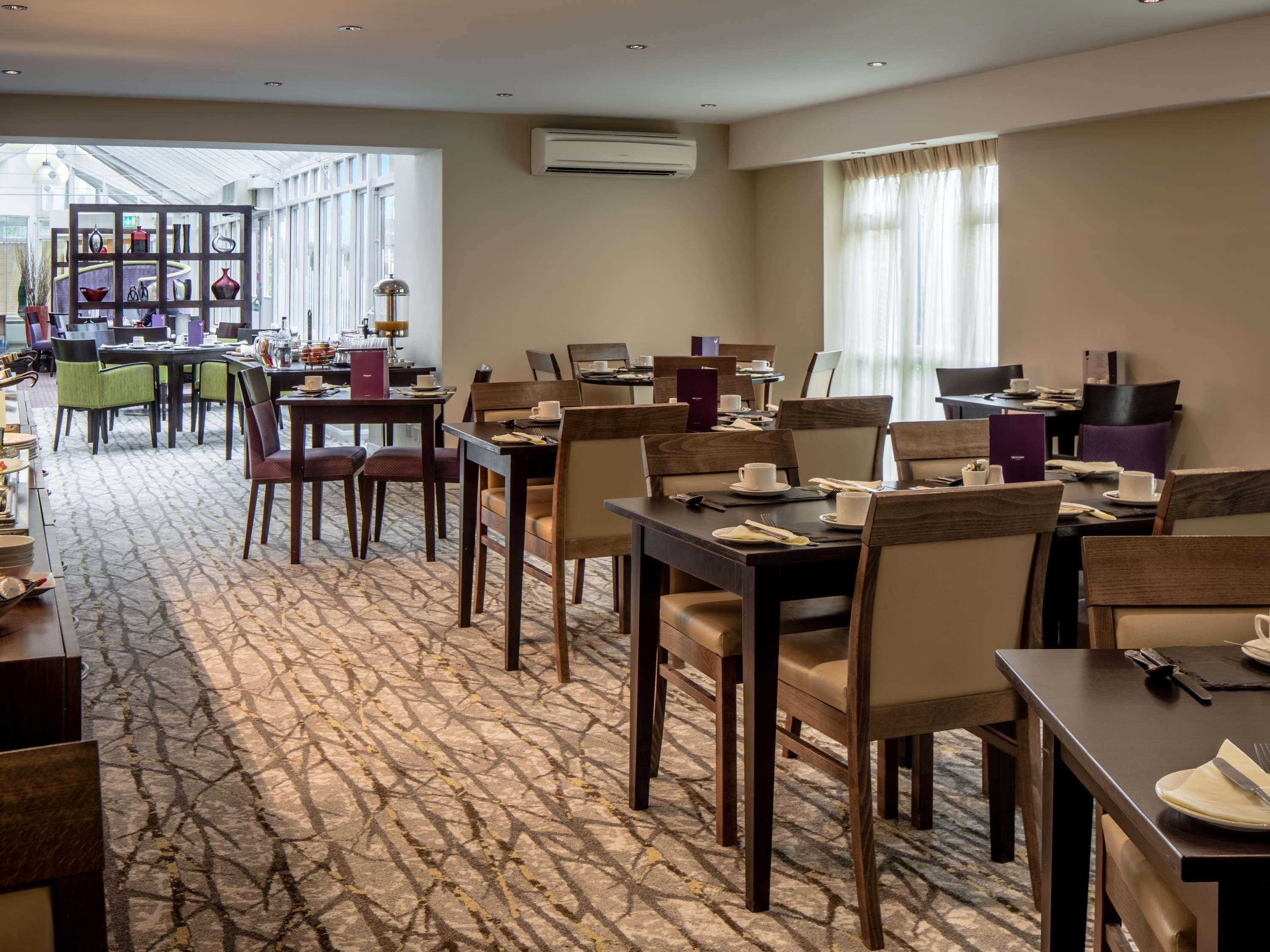 Mercure Hatfield Oak Hotel Esterno foto