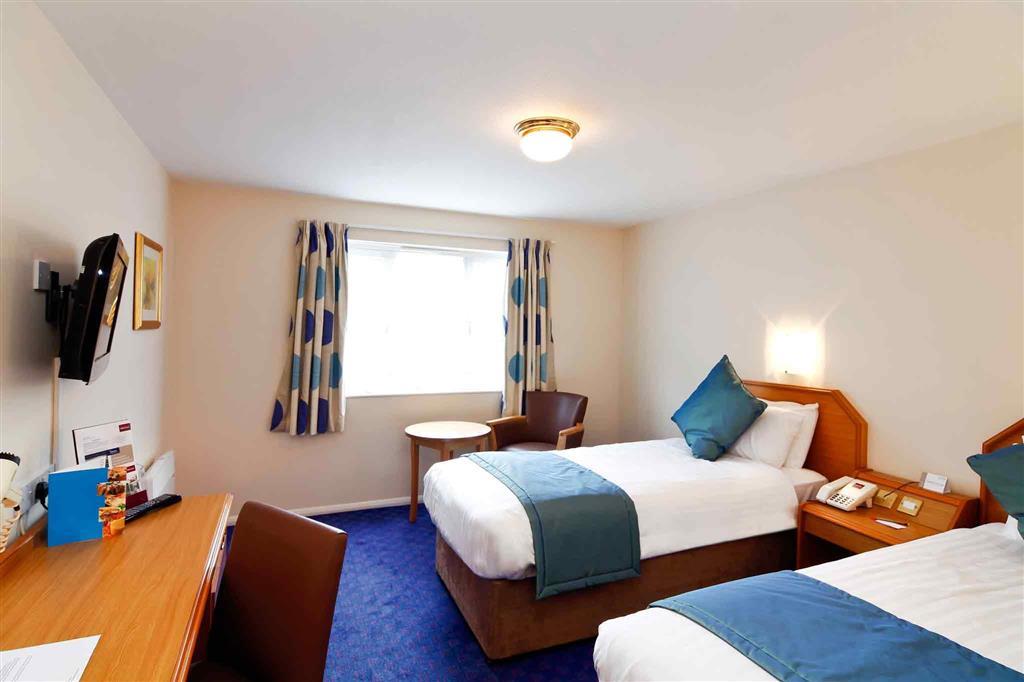Mercure Hatfield Oak Hotel Esterno foto