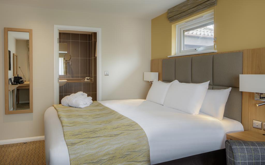 Mercure Hatfield Oak Hotel Esterno foto