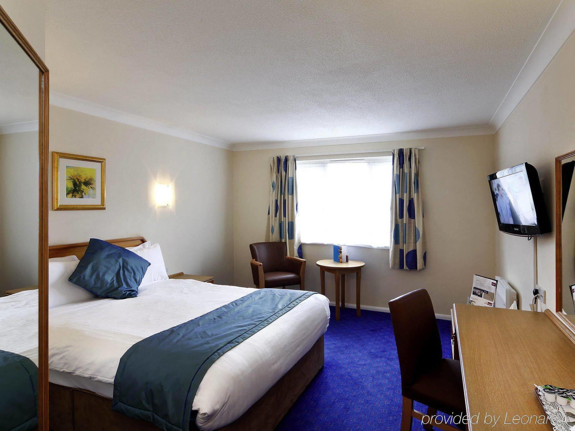 Mercure Hatfield Oak Hotel Esterno foto